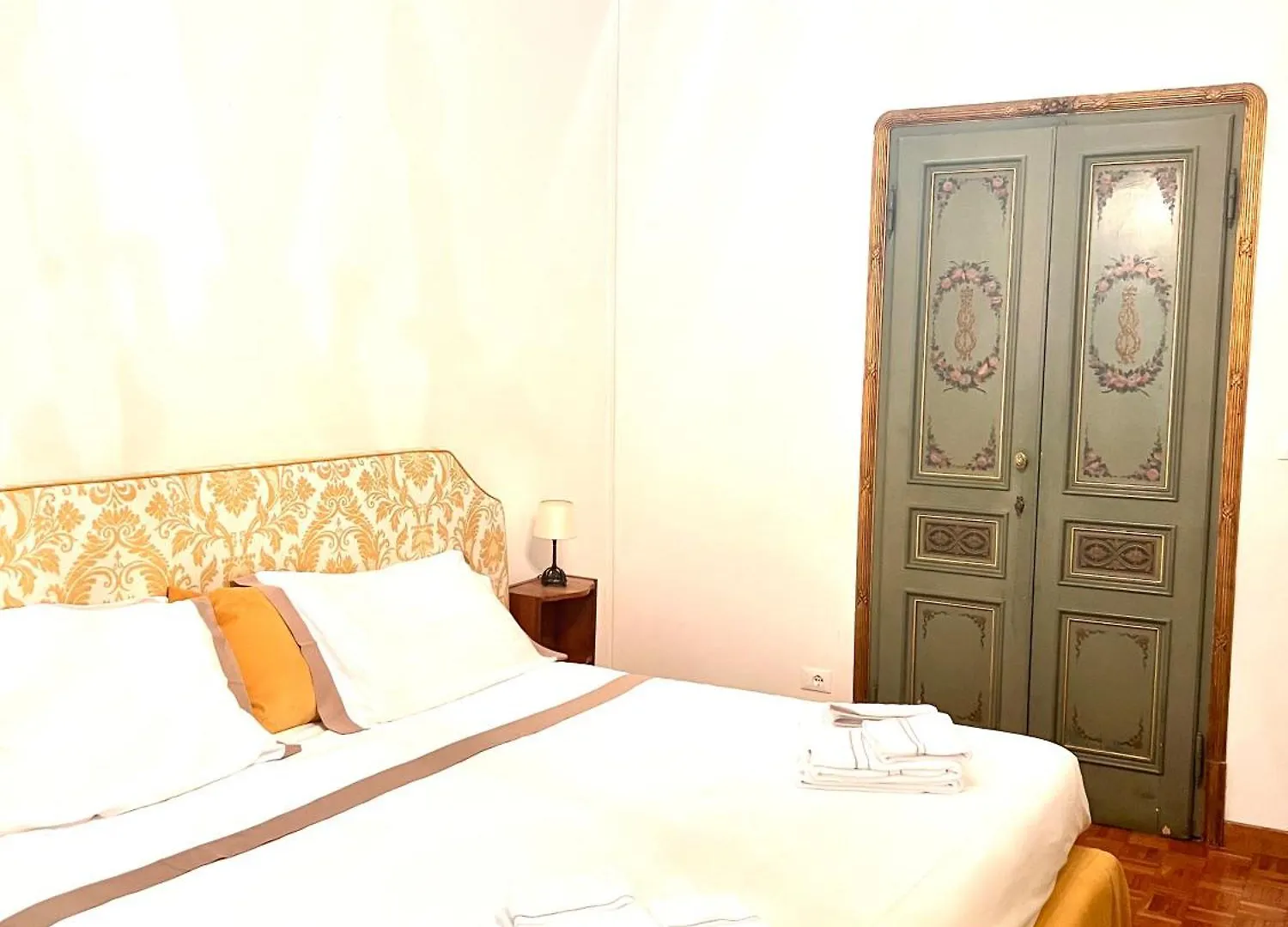 Luxury Liberty Apartment Florence