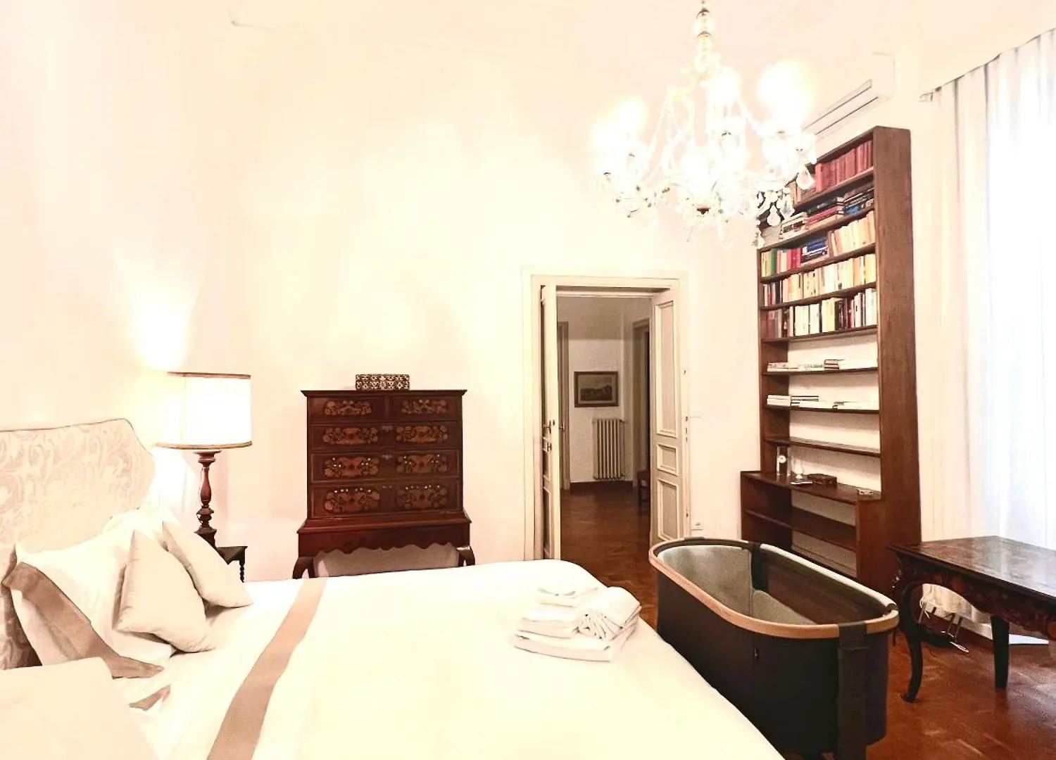 Luxury Liberty Apartment Florence